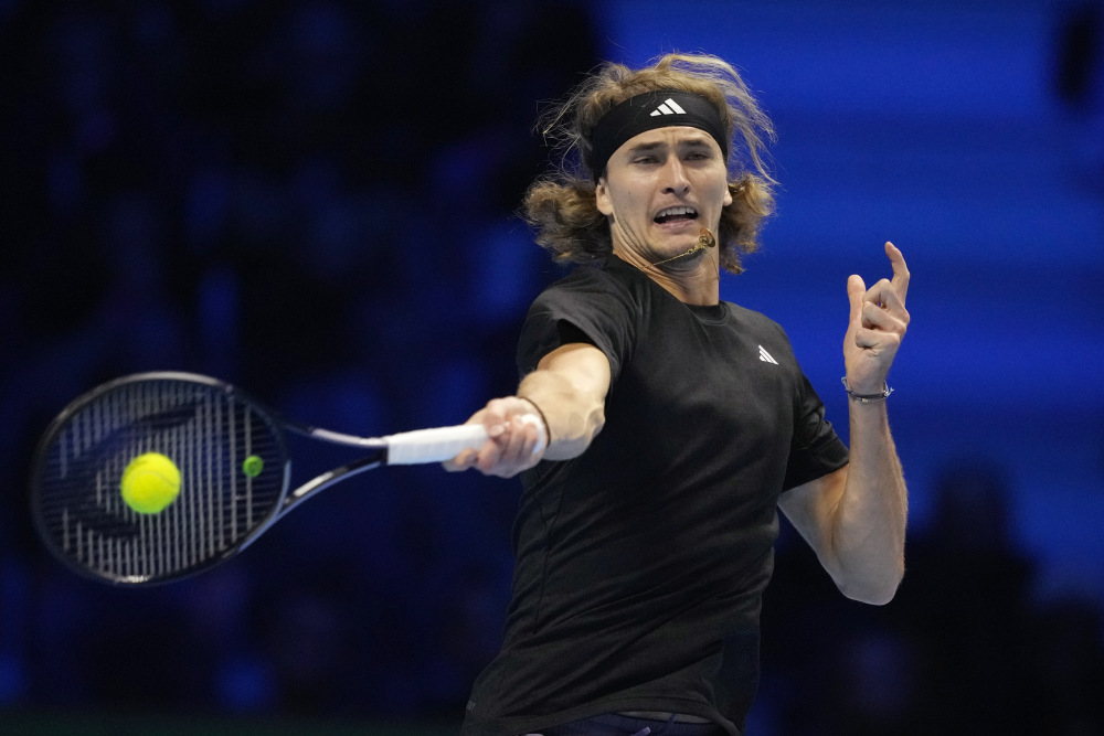 ATP总决赛鏖战法网，梅德韦杰夫点燃赛场