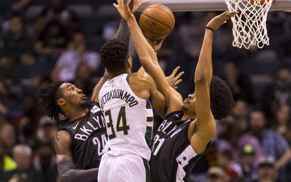 四川队完胜雄鹿,锡安扛起全队 四川队完胜雄鹿,锡安扛起全队