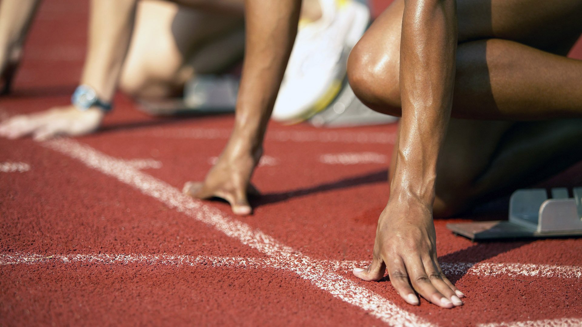 钢铁猛兽与单打之王，当F1油门轰鸣遇见杜兰特决定性瞬间