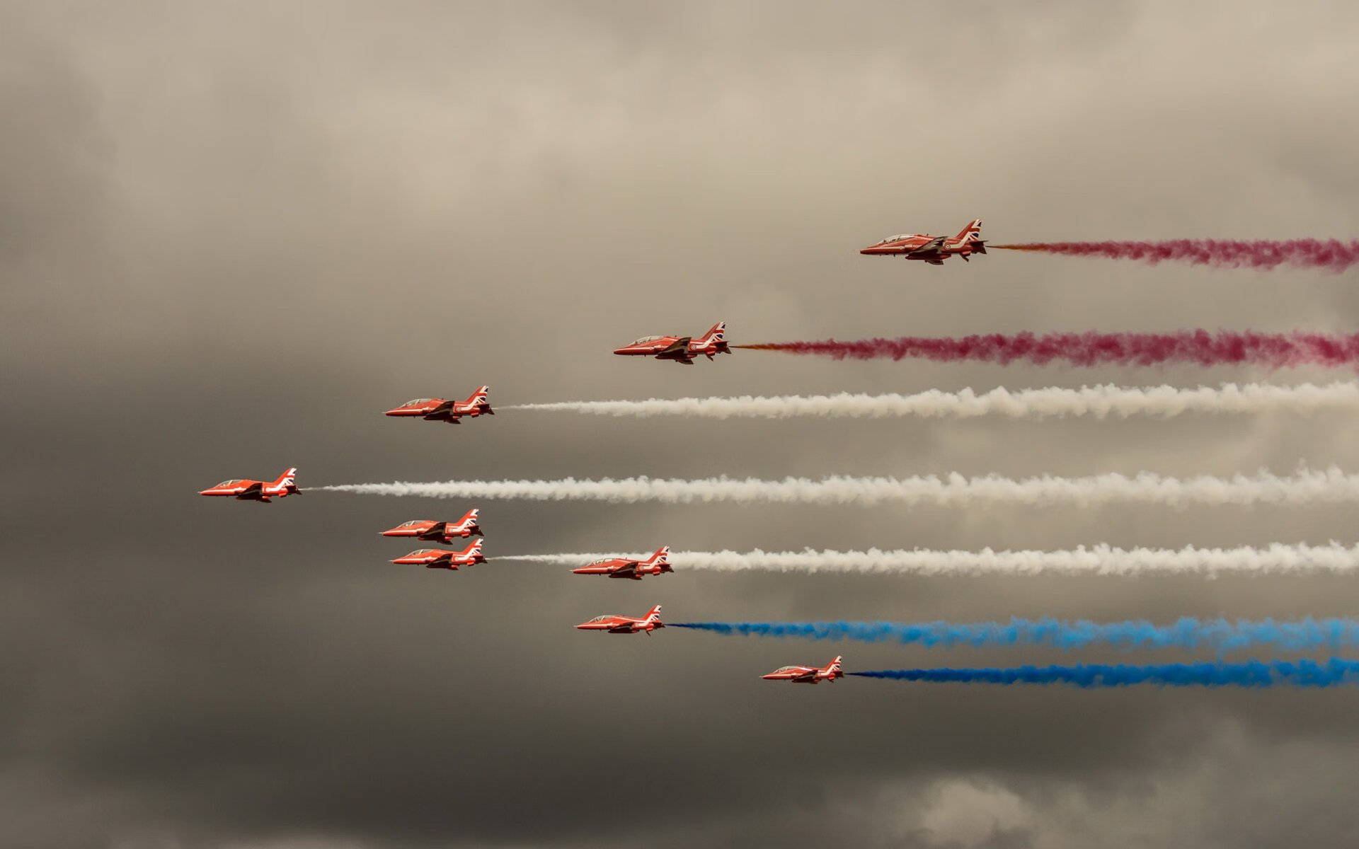 冰岛完胜尼日利亚,法比尼奥在世界排名争夺战中接管比赛